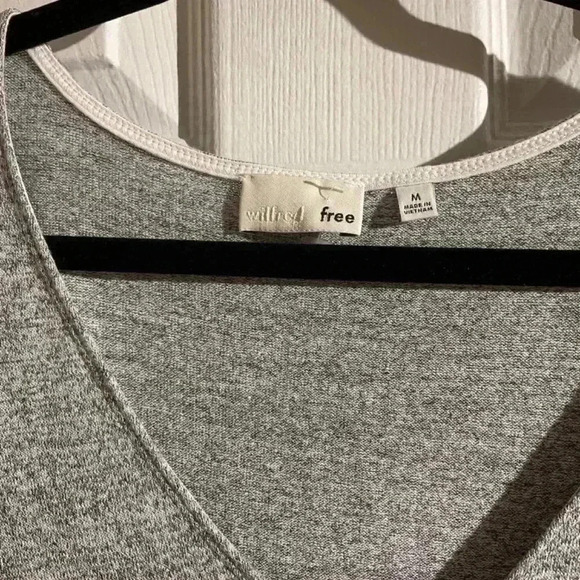 Wilfred Free / Aritzia along Sleeve  loose Grey Dress - Like New - with Pockets! - Picture 4 of 5